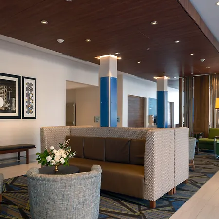 Holiday Inn Express & Suites - Tulsa Downtown - Arts District By Ihg-2